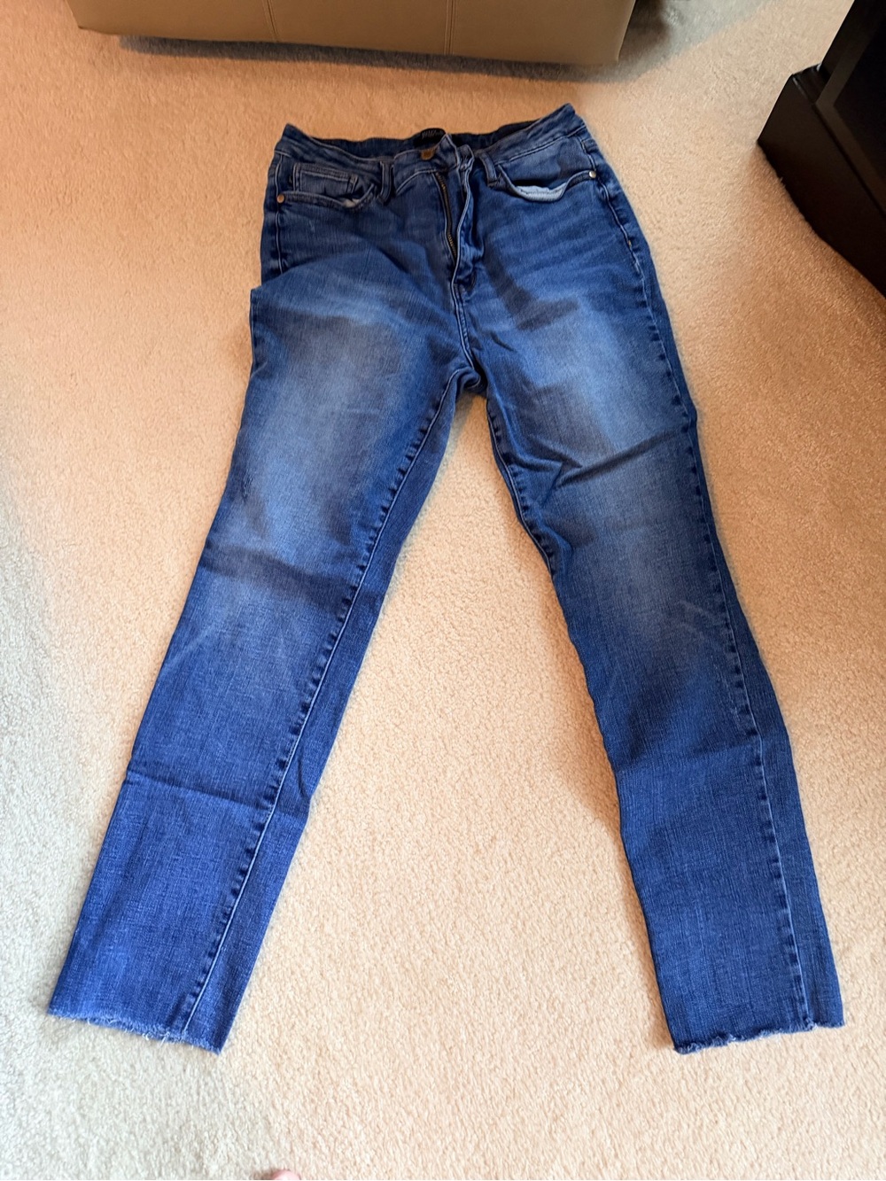 Judy Blue Medium Wash Skinny Jeans